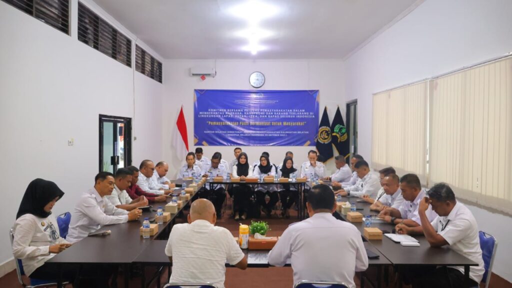 Kalapas Narkotika Karang Intan Hadiri Rapat Penguatan Efektivitas Program Pemasyarakatan dan Imigrasi di Kanwil Kalsel